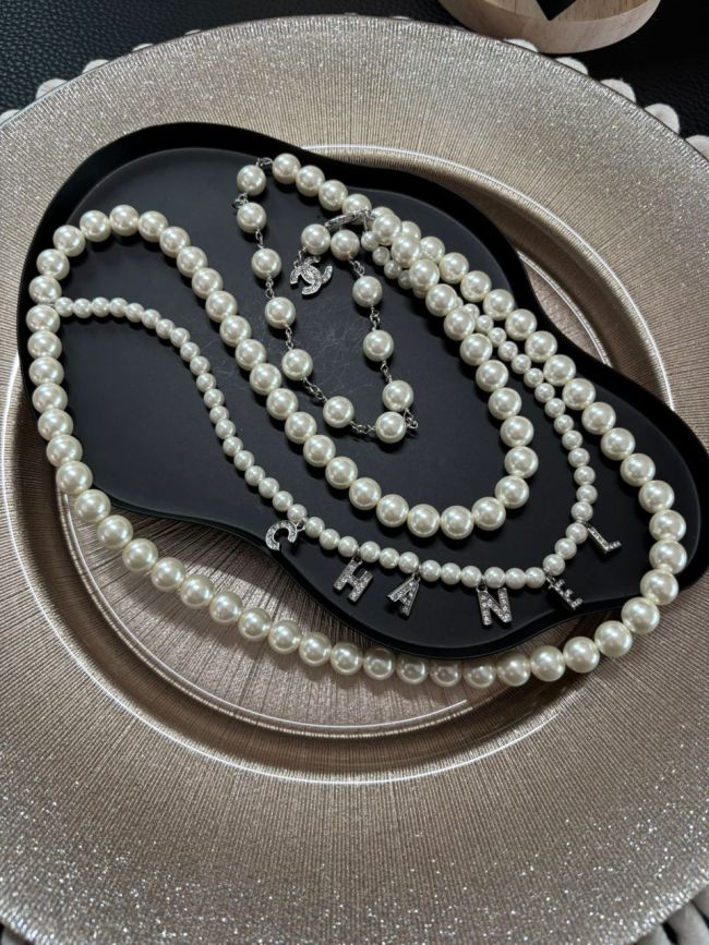 Collana Chanel  lunga 116cm