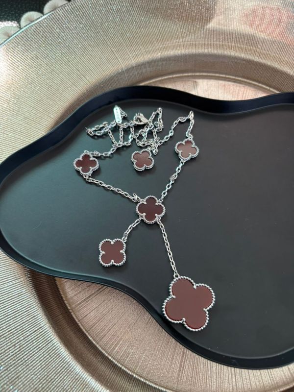 Collana Van Cleef lunga 48cm + pendente 6cm