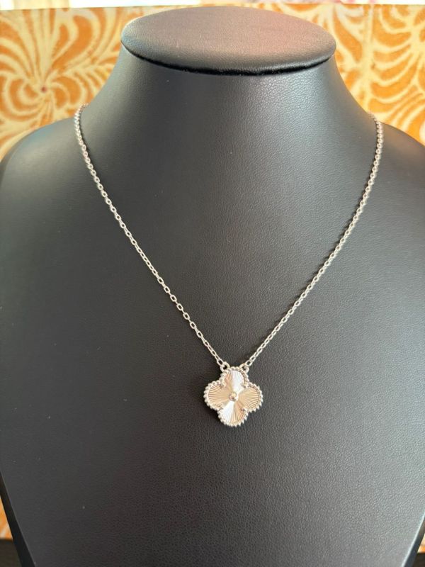 Collana Van Cleef lunga 46cm