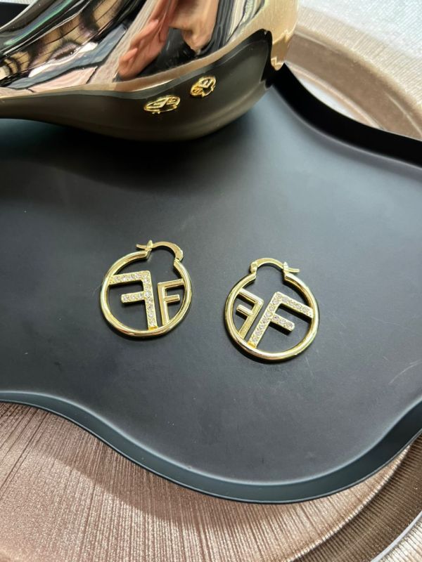 Orecchini Fendi