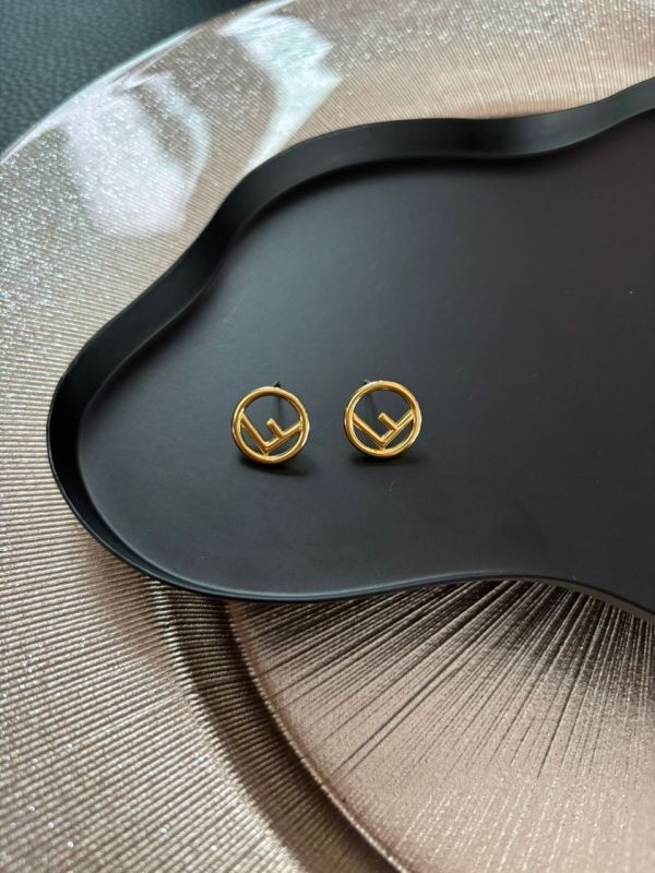 Orecchini Fendi