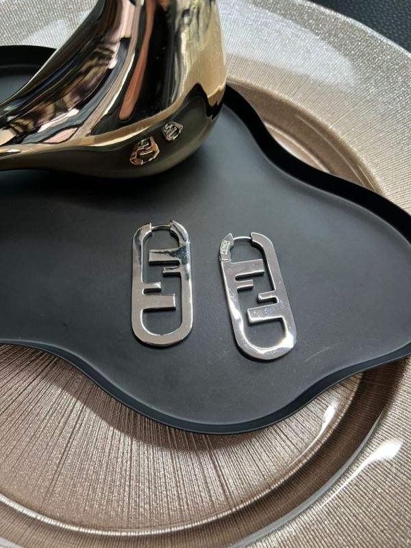 Orecchini Fendi