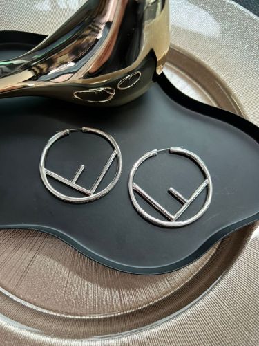 Orecchini Fendi