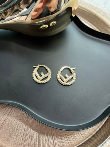 Orecchini Fendi