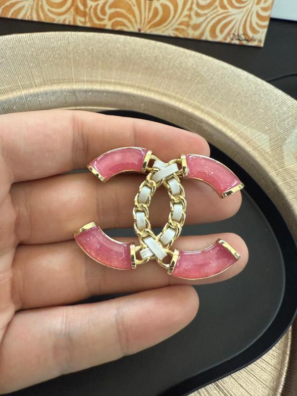 Spilla Chanel