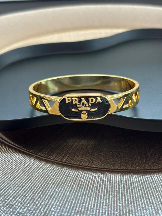 Bracciale Prada misura 17