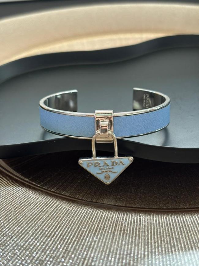 Bracciale Prada