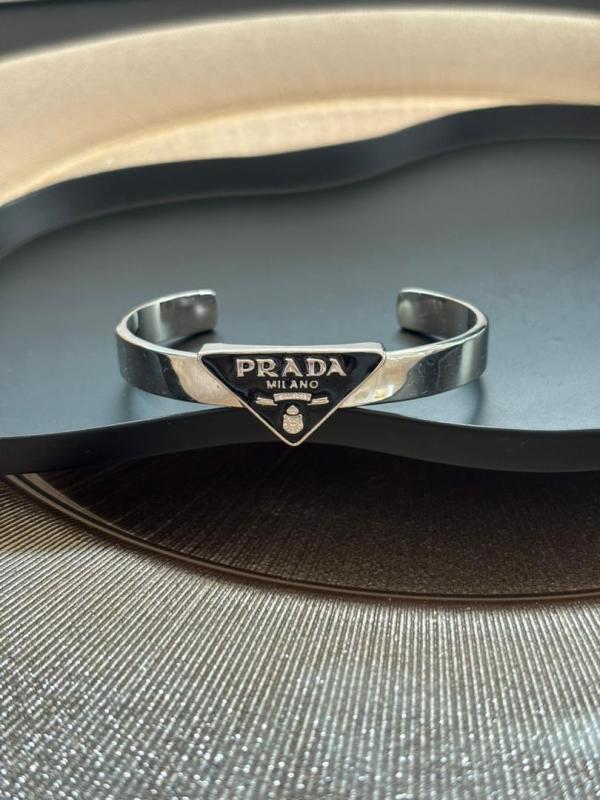 Bracciale Prada