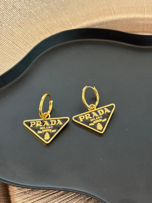 Orecchini Prada