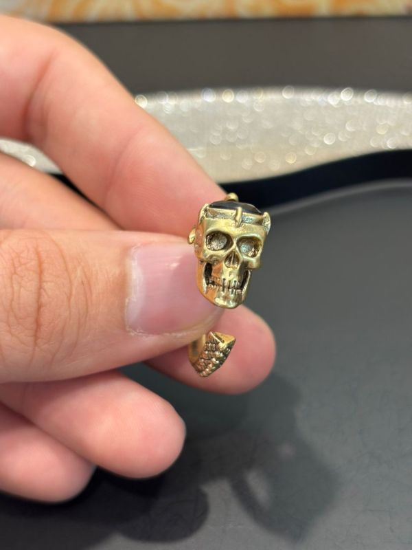 Anello McQueen Regolabile