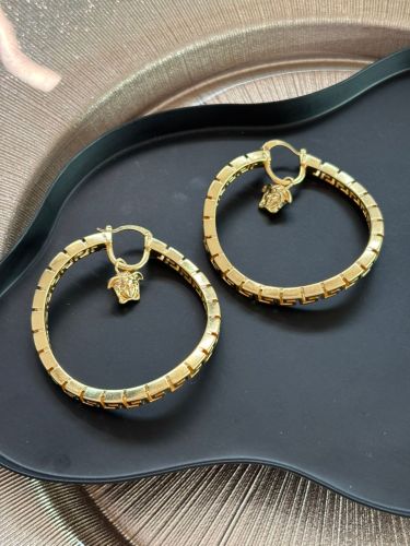 Orecchini Versace