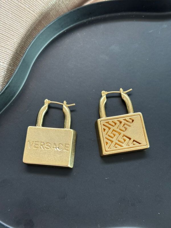 Orecchini Versace
