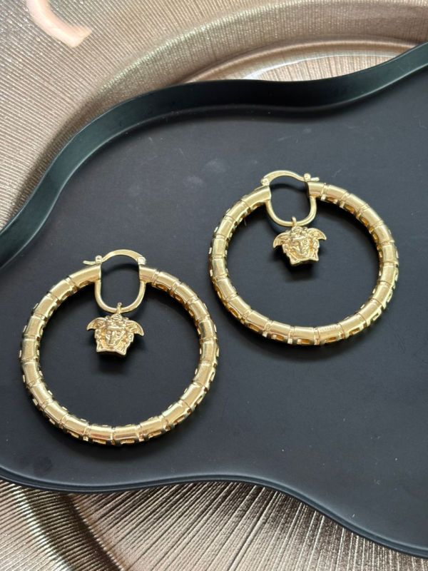 Orecchini Versace