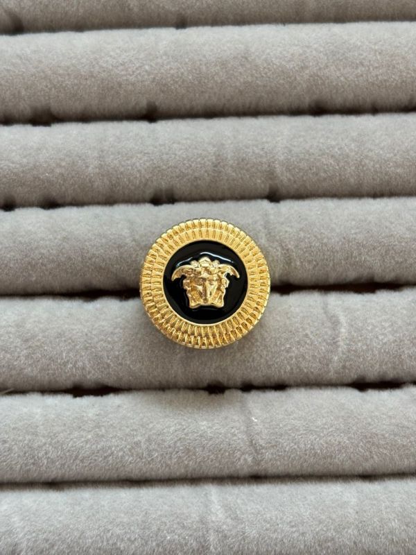 Anello Versace