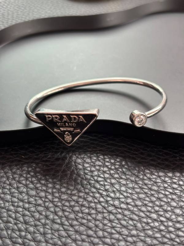 Bracciale Prada