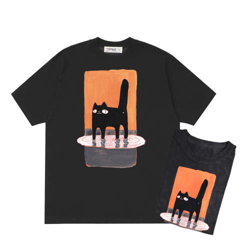 FUNNY CAT -It is what it is|  Unisex T-SHIRT
