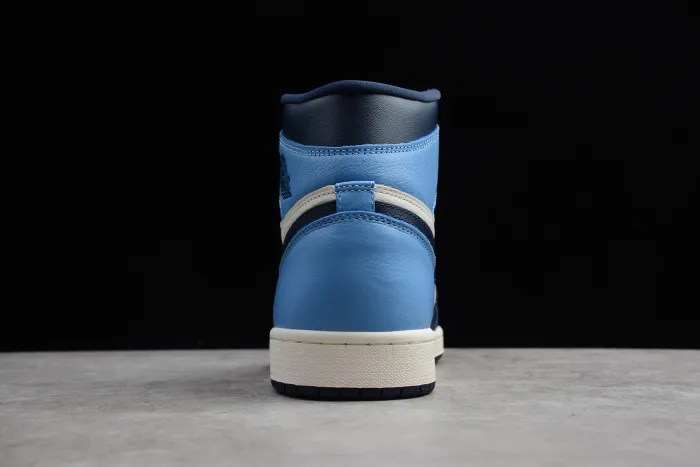 Air Jordan 1 Retro High OG Obsidian UNC 555088-140