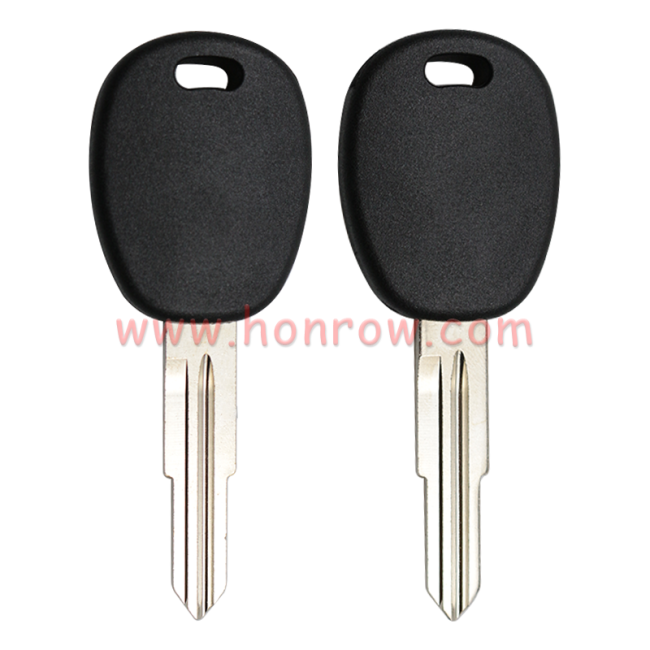 For Daewoo transponder key blank with plug to hold transponder chip