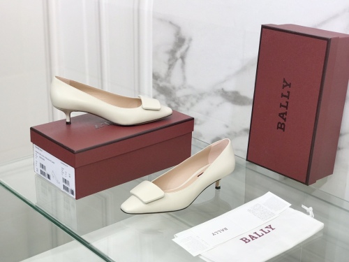 Women B*ally Top Sandals
