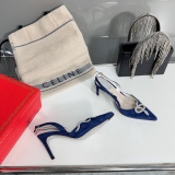 Women R*ᴇɴᴇ C*ᴀᴏᴠɪʟʟᴀ Top Sandals 7.5CM