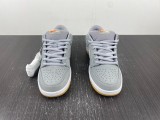 N*ike SB Dunk Low “Grey Gum” DV5464-001