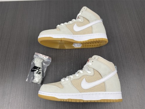 N*ike SB Dunk High “Unbleached Pack” DA9626-100