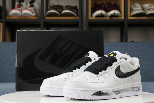 PEACEMINUSONE x N*ike Air Force 1 “Para-Noise 2.0”