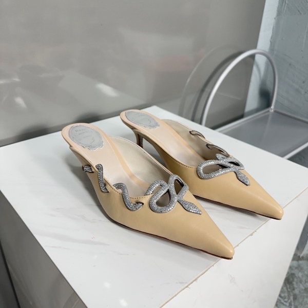 Women R*ᴇɴᴇ C*ᴀᴏᴠɪʟʟᴀ Top Sandals