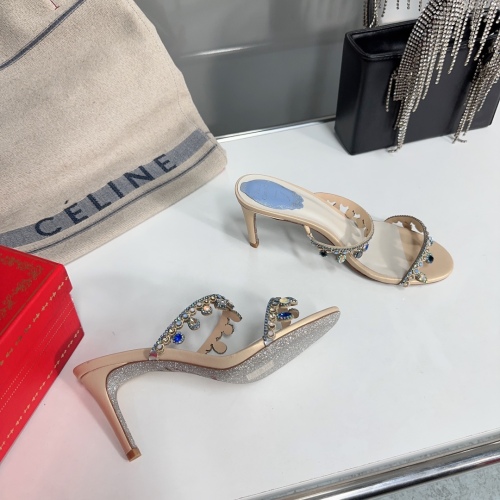Women R*ᴇɴᴇ C*ᴀᴏᴠɪʟʟᴀ Top Sandals