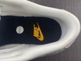 N*ike Dunk Low SE 85 DO9457-100