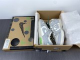 O*ff-W*hite x N*ike Dunk Low