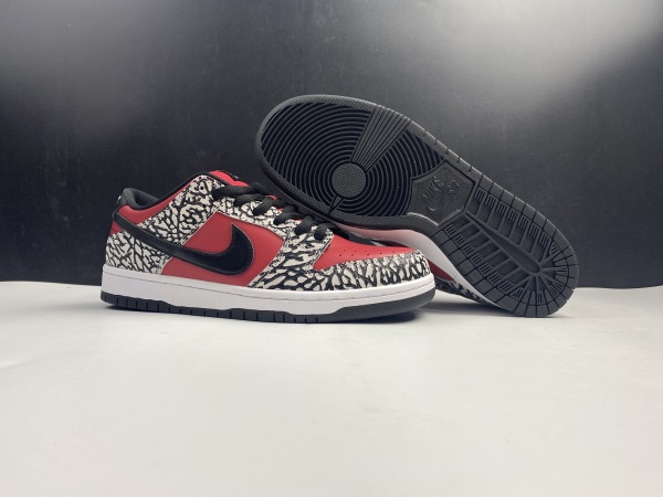 N*IKE Dunk SB x Supreme 313170-600