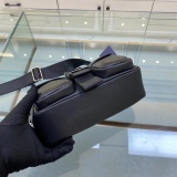 P*rada Top Bag 23*12.5*5.5CM
