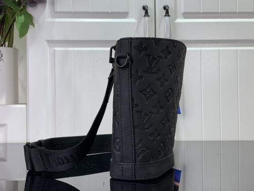 L*ouis V*uitton Top Bag 13*21*8.5CM
