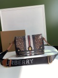 B*urberry Bag Top Quality 25*8.5*18CM