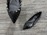 Women 𝑉*𝐴𝐿𝐸𝑁𝑇𝐼𝑁𝑂 Top Sneakers