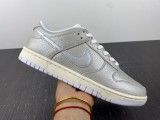 N*ike Dunk Low Metallic Silver DX3197-095