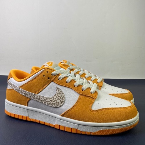 N*ike SB Dunk Low Safari Swoosh DR0156-800