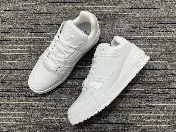 Men L*ouis V*uitton Top Sneakers