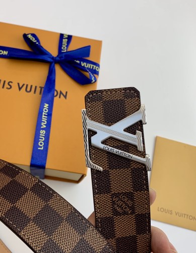 L*ouis V*uitton Belts Top Quality 40MM