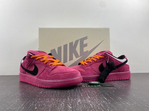 The Powerpuff Girls x N*ike SB Dunk Low “Buttercup” FZ8319-600