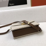 M*ichael K*ors Top Bag 23*16*9cm