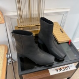 Women U*MA W*ANG Top Quality Sneakers