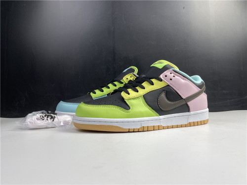N*ike Dunk Low “Free 99” DH0952-001