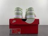 N*ike Dunk Low SE DQ7579-300