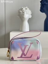 L*ouis V*uitton Top Bag 11*8*4CM
