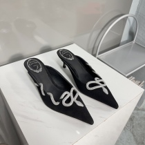 Women R*ᴇɴᴇ C*ᴀᴏᴠɪʟʟᴀ Top Sandals