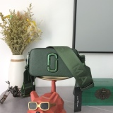 M*ARC J*ACOBS Top Bag 19*12*6CM