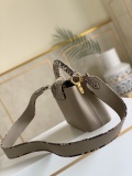 L*ouis V*uitton Top Bag 21x14x8cm