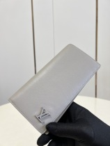 L*ouis V*uitton Bag Top Quality 10*19*2CM